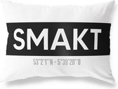 Tuinkussen SMAKT - LIMBURG met coördinaten - Buitenkussen - Bootkussen - Weerbestendig - Jouw Plaats - Studio216 - Modern - Zwart-Wit - 50x30cm