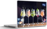 Laptop sticker - 11.6 inch - Cocktail - Wijnglas - Restaurant - Zomer - 30x21cm - Laptopstickers - Laptop skin - Cover