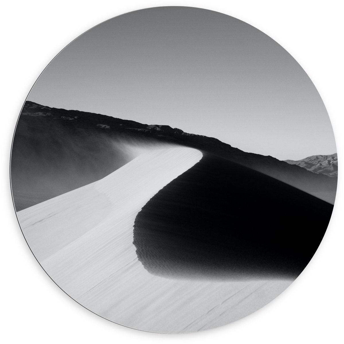 KuijsFotoprint Dibond Wandcirkel - Zandheuvels in de Woestijn (zwart/wit) - 100x100cm Foto op Aluminium Wandcirkel (met ophangsysteem)