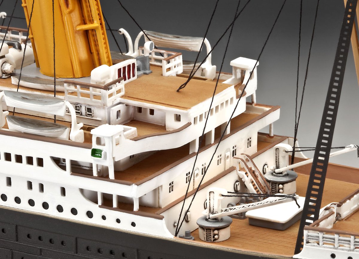 Revell Modelbouwpakket Schepen - 05715 Gift-Set 100 Years Titanic - 1:400 — afbeelding 5