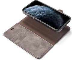 DG Ming Hoesje Geschikt voor Apple iPhone 13 2-in-1 Book Case en Back Cover Coffee