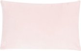 Hoyz | Summer Velvet Strawberry Cream Kussen | 30 X 50 | Sierkussen Voor Woonkamer Of Slaapkamer