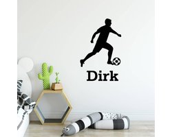 foto van Muursticker Voetbal Speler - Zwart - 40 x 60 cm - baby en kinderkamer naam stickers