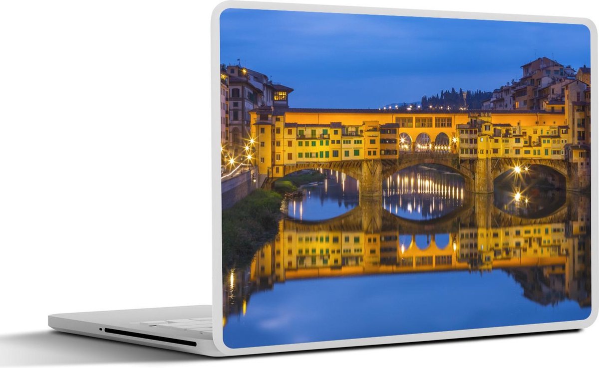 Afbeelding van product SleevesAndCases  Laptop sticker - 11.6 inch - De Ponte Vecchio verlicht in de avond in Italië