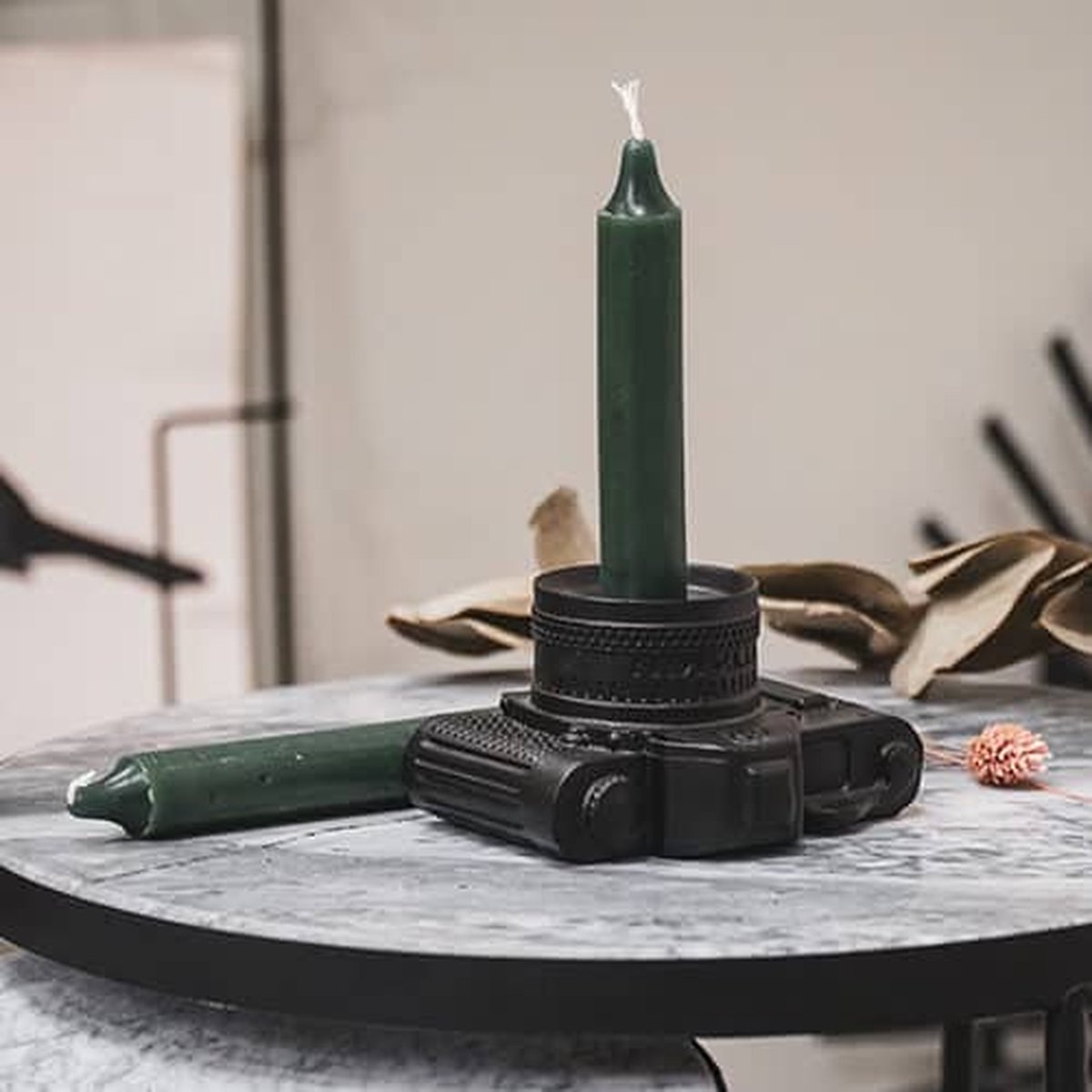 Luxe Kaarsen - Set van 6 stuks - Groen - Burn Baby Burn - Housevitamin - Dinerkaarsen - 2,3 x 14 cm — cadeau in Wonen & Interieur - foto 5