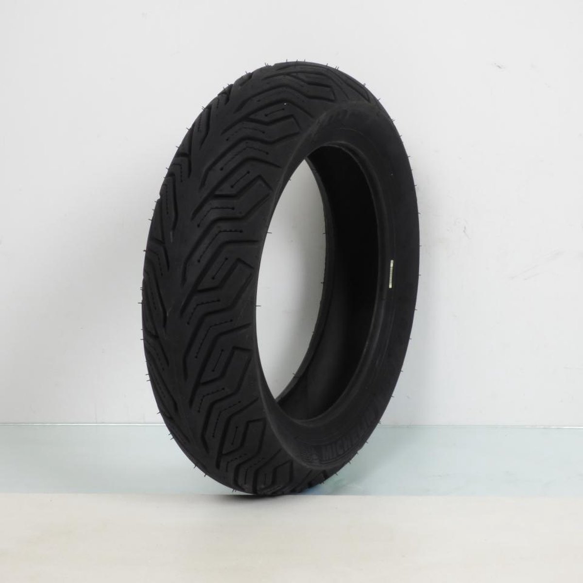130-70-12 michelin band voor suzuki 200 uh burgman scooter 2007 tot 2013 ar nieuw – foto 2