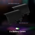 Twee zwarte batterijdeksels, één voor Xbox One en één voor Xbox Series X|S.