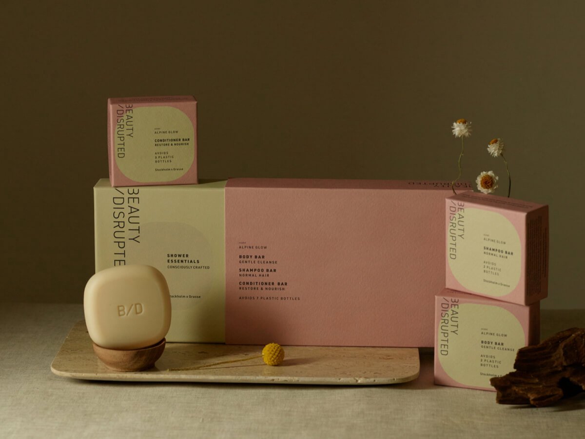 Goedkoopste Beauty Disrupted - Shower Essentials - Shampoo, Conditioner en Body bar - Alpine Glow - Jane Goodall Institute France - Giftset