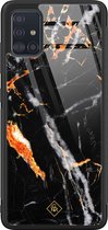 Casimoda® hoesje - Geschikt voor Samsung Galaxy A51 - Marmer Zwart Oranje - Luxe Hard Case Zwart - Backcover telefoonhoesje - Zwart