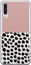Casimoda® hoesje - Geschikt voor Samsung A70 - Stippen roze - Backcover - Siliconen/TPU - Roze