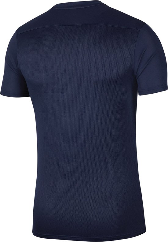 Marineblauw sportshirt met korte mouwen, gezien van achteren, met mesh textuur.