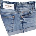 Blauwe denim shorts met opgerolde broekspijpen, ceintuur met ruches en het Vingino logo.