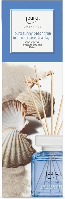 Diffuseur ipuro bleu avec coquillages, sable et bâtonnets. Texte : ipuro sunny beachtime.