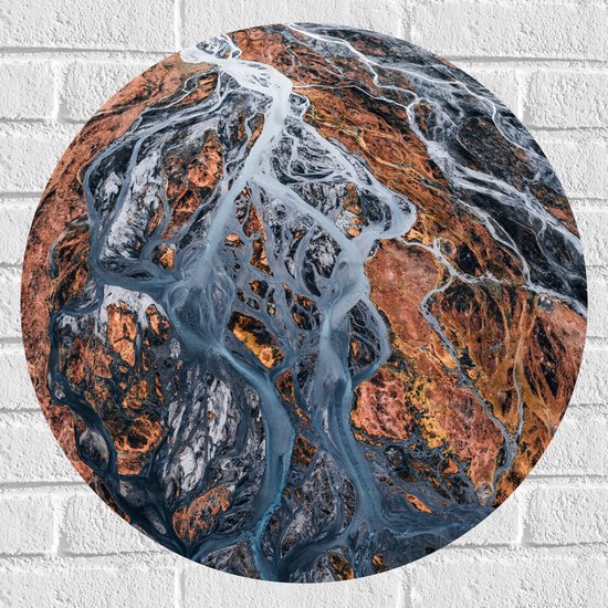 Muursticker Cirkel - Patroon van Rivieren Stromend door Vulkaangebied - 60x60 cm Foto op Muursticker
