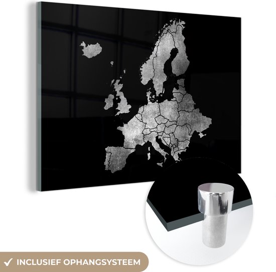 MuchoWow® Glasschilderij 60x40 cm - Schilderij acrylglas - Europakaart voor een zwarte achtergrond - zwart wit - Foto op glas - Schilderijen