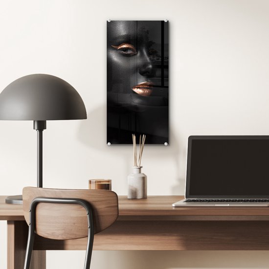MuchoWow® Peinture sur verre 20x40 cm - Peinture sur verre acrylique - Zwart - Or - Femme - Photo sur verre - Peintures