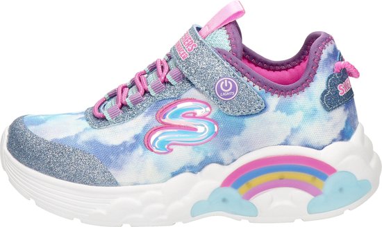 Blauwe Skechers sneaker met regenboog, wolkenprint en glitter. Paarse voering en roze veters.