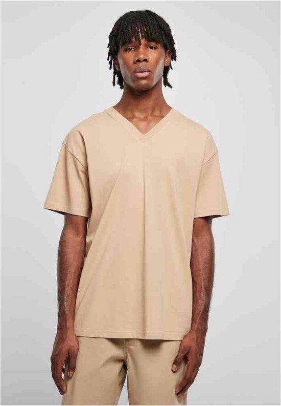 Urban Classics - Organic Oversized V-Neck Heren T-shirt - XL - Beige
