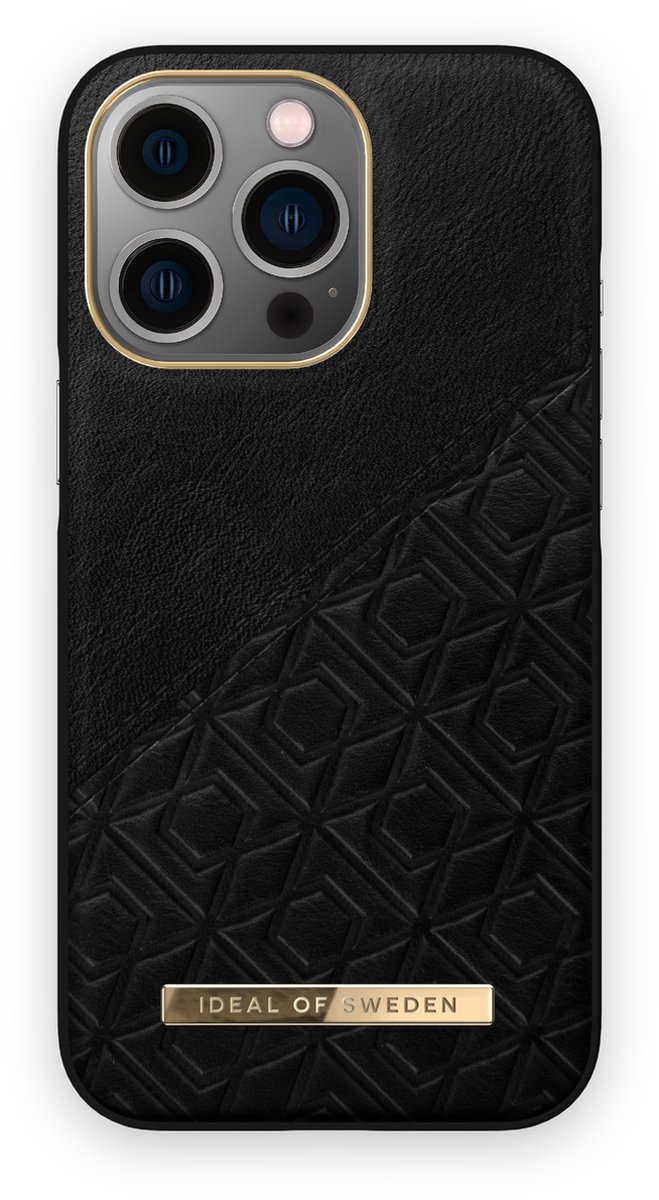 ideal of sweden fashion case atelier geschikt voor Apple iphone 13 pro embossed black