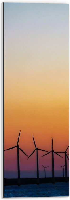 WallClassics - Dibond - Rij Windmolers tijdens de Zonsondergang - 20x60 cm Foto op Aluminium (Met Ophangsysteem)