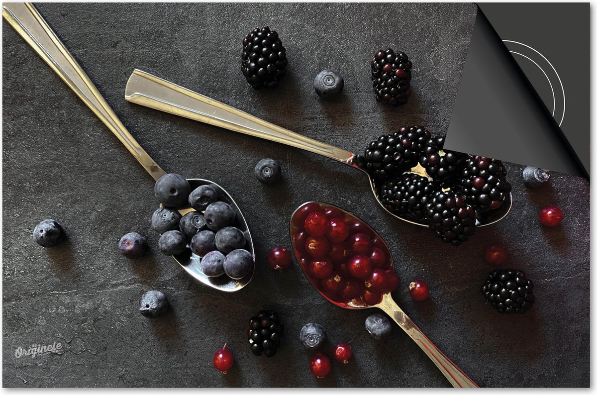 Inductie beschermer 65x52 - afdekplaat inductie mat - Dietrix Kookplaat beschermer - Base - Flatlay - Lepels met fruit
