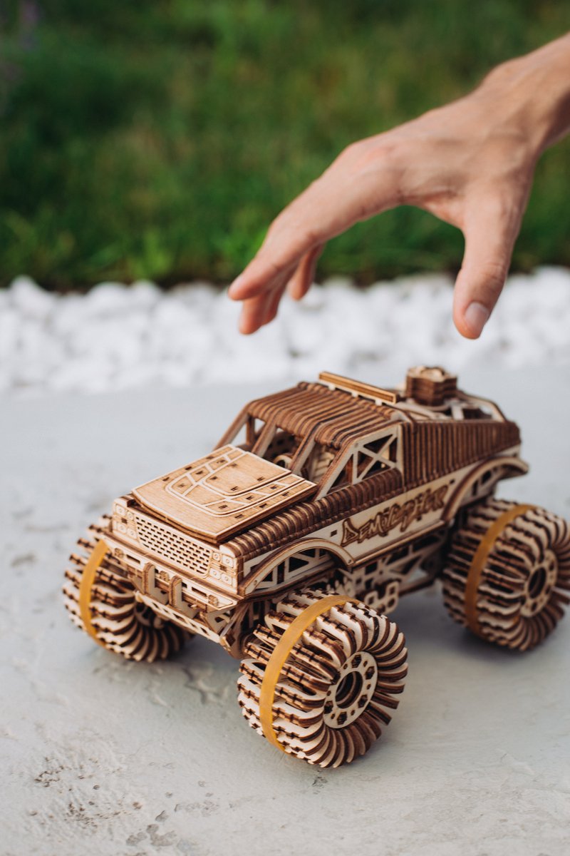 Wood Trick – Modelbouw 3D houten puzzel – Monster truck (WDTK015) – 556 stuks - Geen lijm noch verf nodig! — afbeelding 5