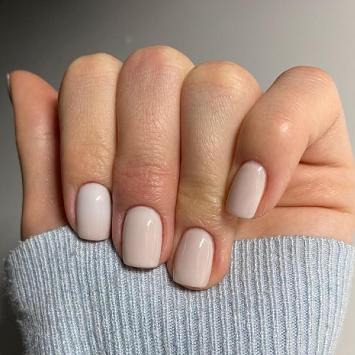 Press on nails kort - vierkant crèmewit - hoogwaardige afwerking - professionele manicure thuis - ShopVlot