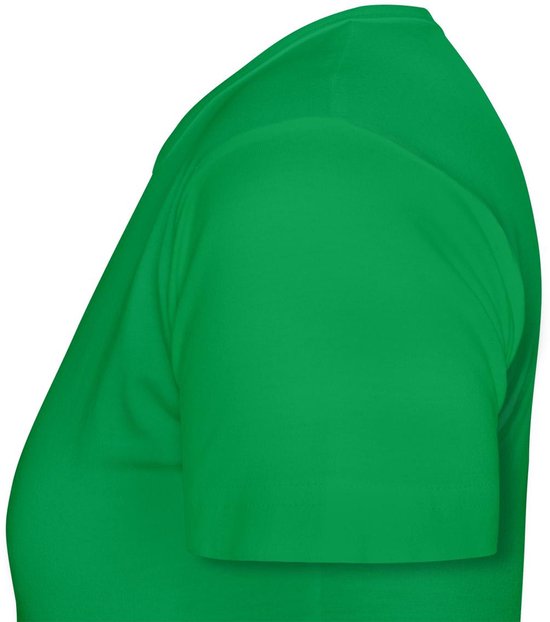 Groen T-shirt, zijaanzicht