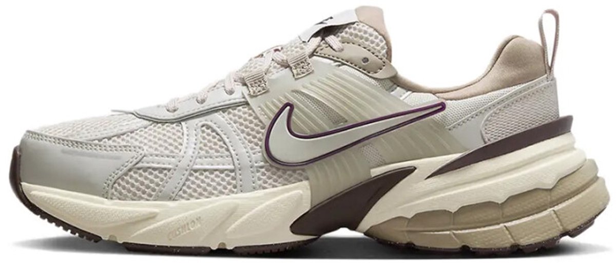 Nike V2K Run ‘Light Orewood ‘ Khaki