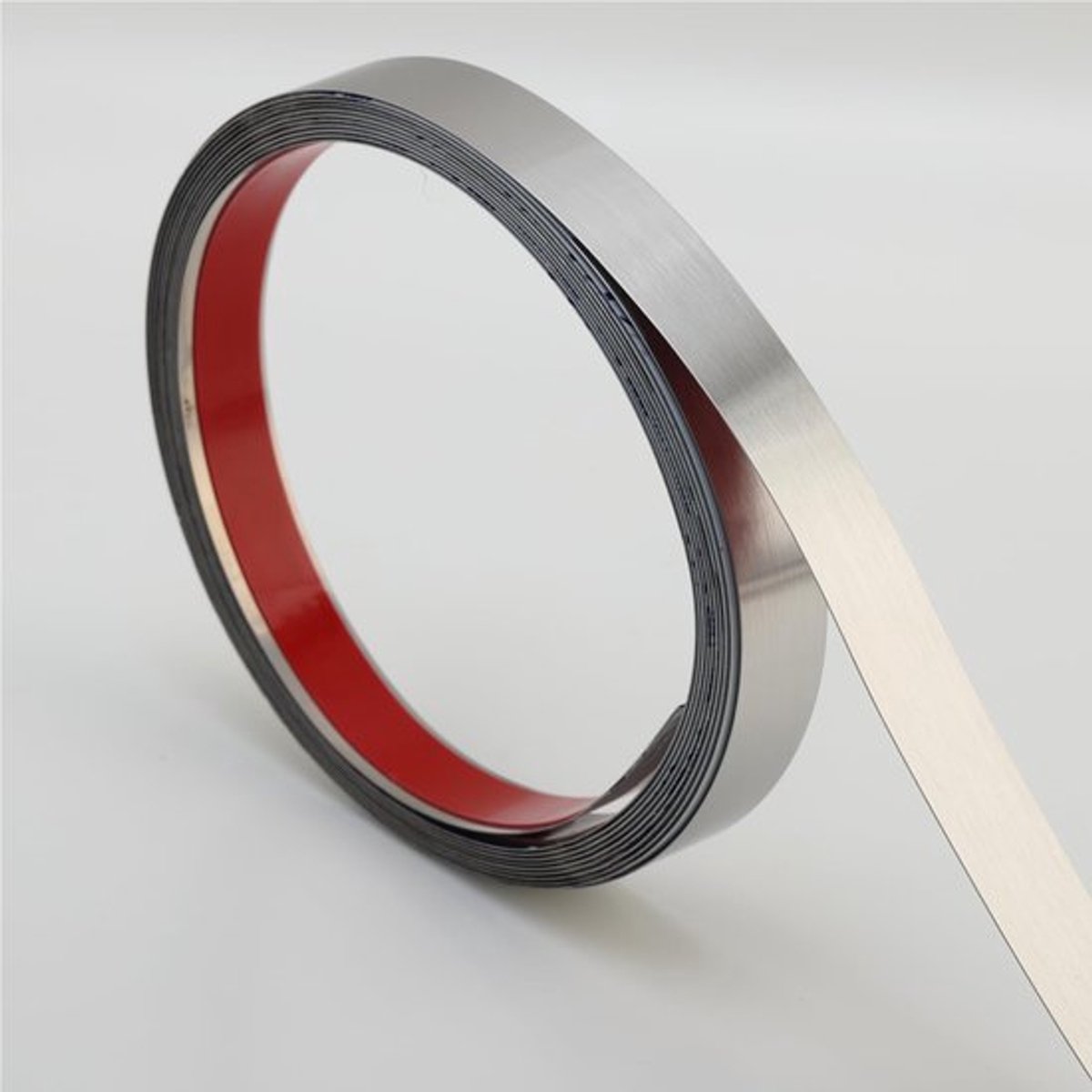 Wandafwerking RVS - Flexibele Zelfklevende Trim - Voor Spiegelrand - Haard en Magnetron - Makkelijk te Reinigen - 5m x 1cm - Metalen Trim