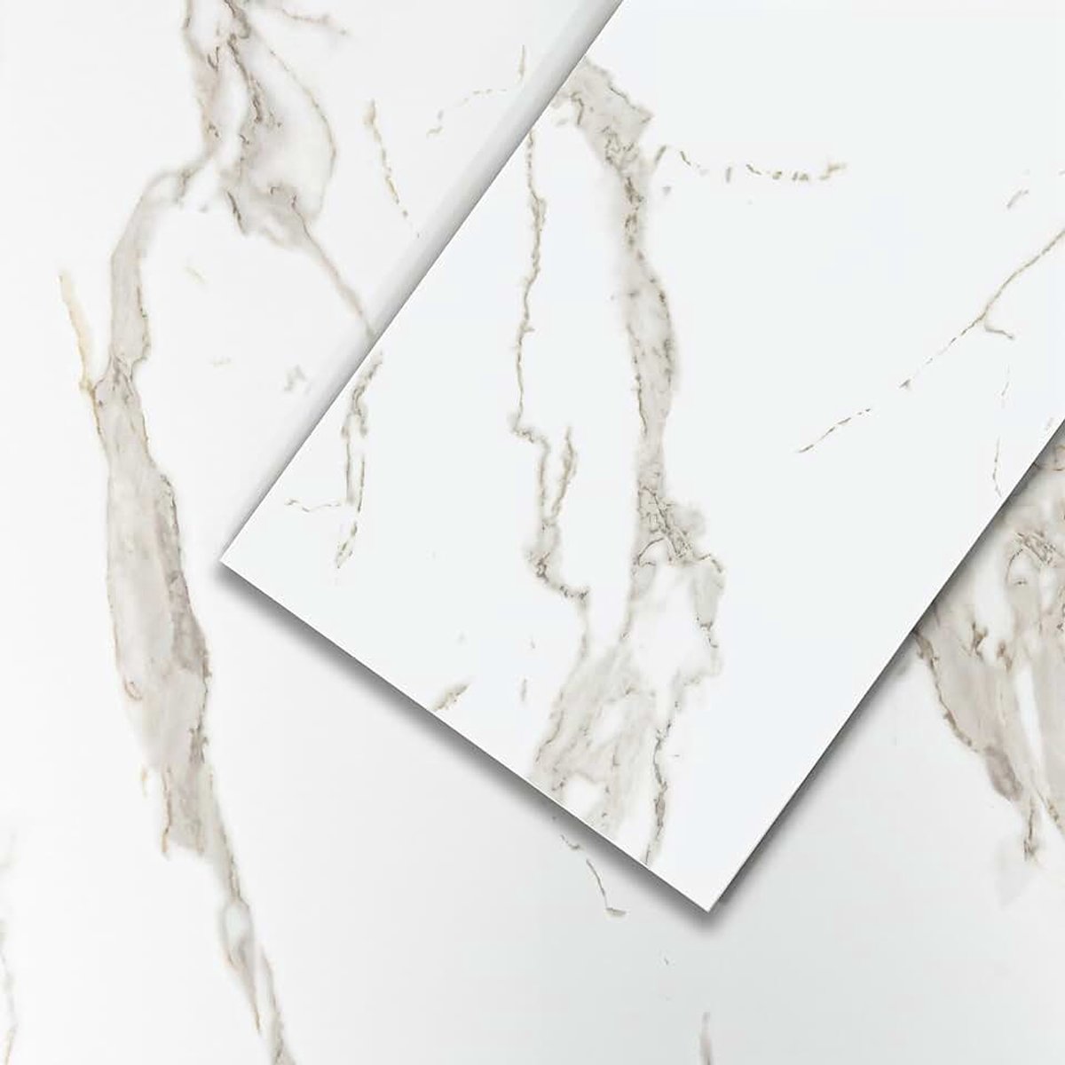 - PVC vloerbedekking - zelfklevende vinyl tegels - vinylvloer - betoneffect - wit marmer - 60,96 cm x 30,48 cm x 1,5 mm - dikte 1,5 mm - 2,23 m² / 12 tegels
