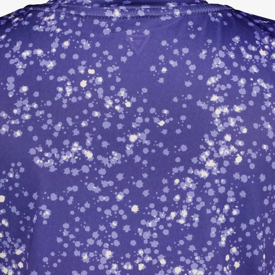 Paars T-shirt met all-over spetternprint in wit en lichtpaars. V-logo op de achterkant.