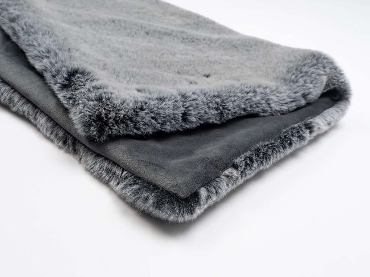 TrendPet Yuma Fur Blanket (60 x 45 cm) - ShopVlot