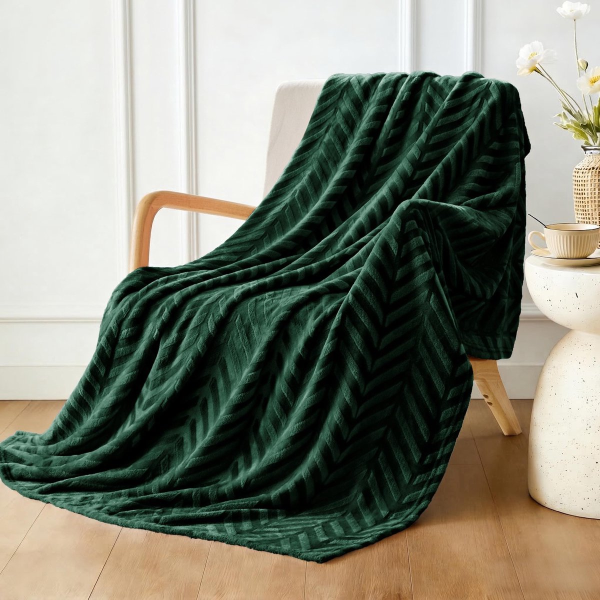 Dailygoods - Knuffeldeken - Flanellen Deken - Superzacht en Behaaglijk - Donkergroen - Ideaal voor Televisieavond en Picknick - 130 x 150 cm