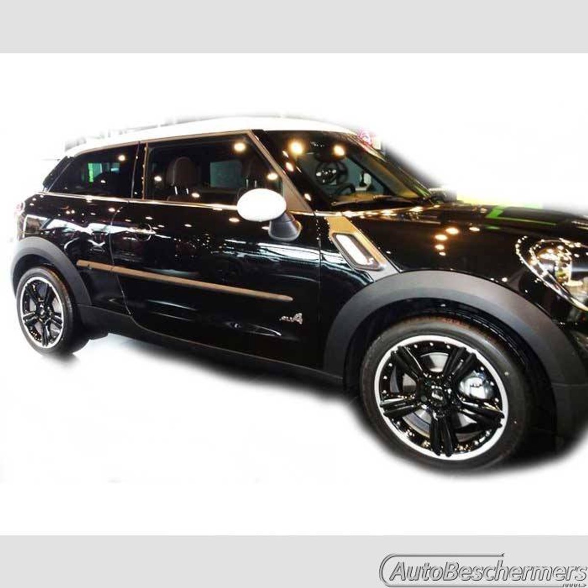 Stootlijsten set zwart voor Mini Paceman 03.2013-. De stootstrips zijn zelfklevend. Set a 4 stuks (#0025)