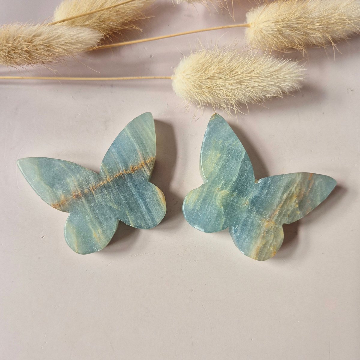 Edelsteen Blauwe Onyx Vlinder 5-7cm – Innerlijke kracht, kalmte & helderheid