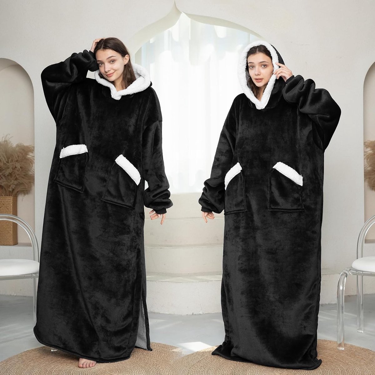 SnelShoppen - Sleeve Blanket, Cuddly Blanket met Mouwen en Capuchon voor Volwassenen, Unisex, Zwart, 80 x 180 cm, Perfect voor Thuis, Kamperen of Fees