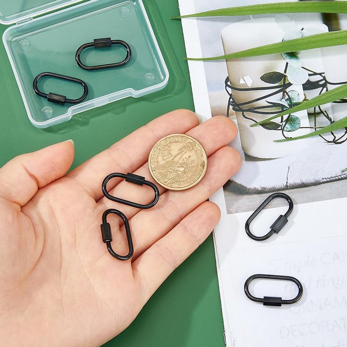 SnelShoppen - 6 Stuks Schroef Karabiners met Ovale Schroefsluiting voor Sleutelhangers, Kettingen, Armbanden, 304 RVS DIY Sieraden Accessoires (Zwart)