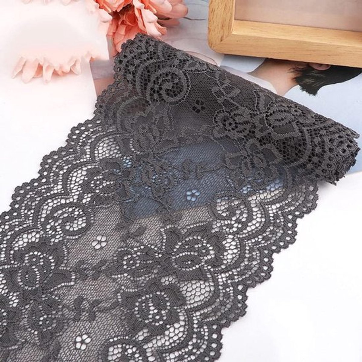 Elastisch Kantlint van 15cm x 3m voor Creatieve Projecten, Kledingdecoratie, Bruidsmode en DIY Crafts in Donkergrijs