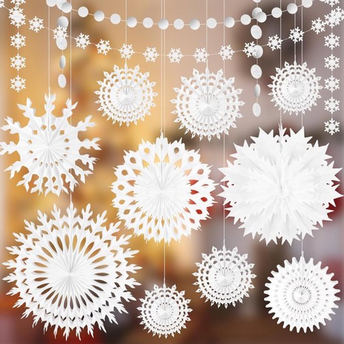 12 Stuks Witte Papieren Sneeuwvlokken Decoraties voor Kerstmis, Winter Wonderland Feestdecoraties en Sneeuwvlokken Hangende Versieringen voor Verjaardagen en Feestdagen