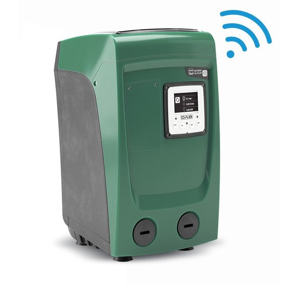Groene en grijze DAB Esybox Mini 3 hydrofoorpomp met display en wifi-symbool.