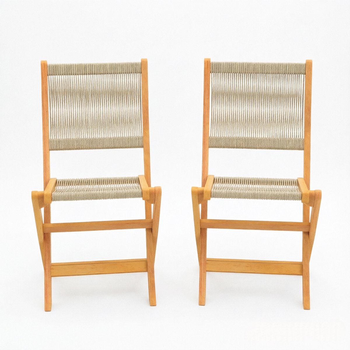 Houten opvouwbare buitenstoel met geweven stoelen en rugsteun - natuurlijk hout
