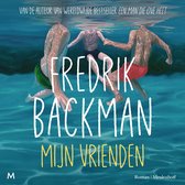 Couverture de livre représentant trois garçons sous l'eau dans une piscine. Texte : FREDRIK BACKMAN MIJN VRIENDEN.
