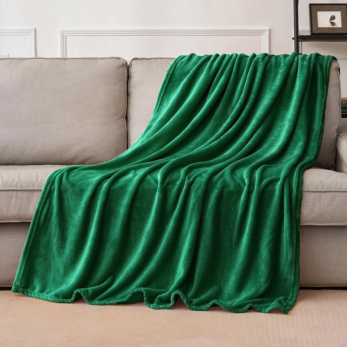 SnelShoppen - Flannel Fleece Dekentje Zacht en Pluizig Donkergroen 130x150cm - Warm Cozy Plaid voor Bed, Bank, Slaapkamer en Reis