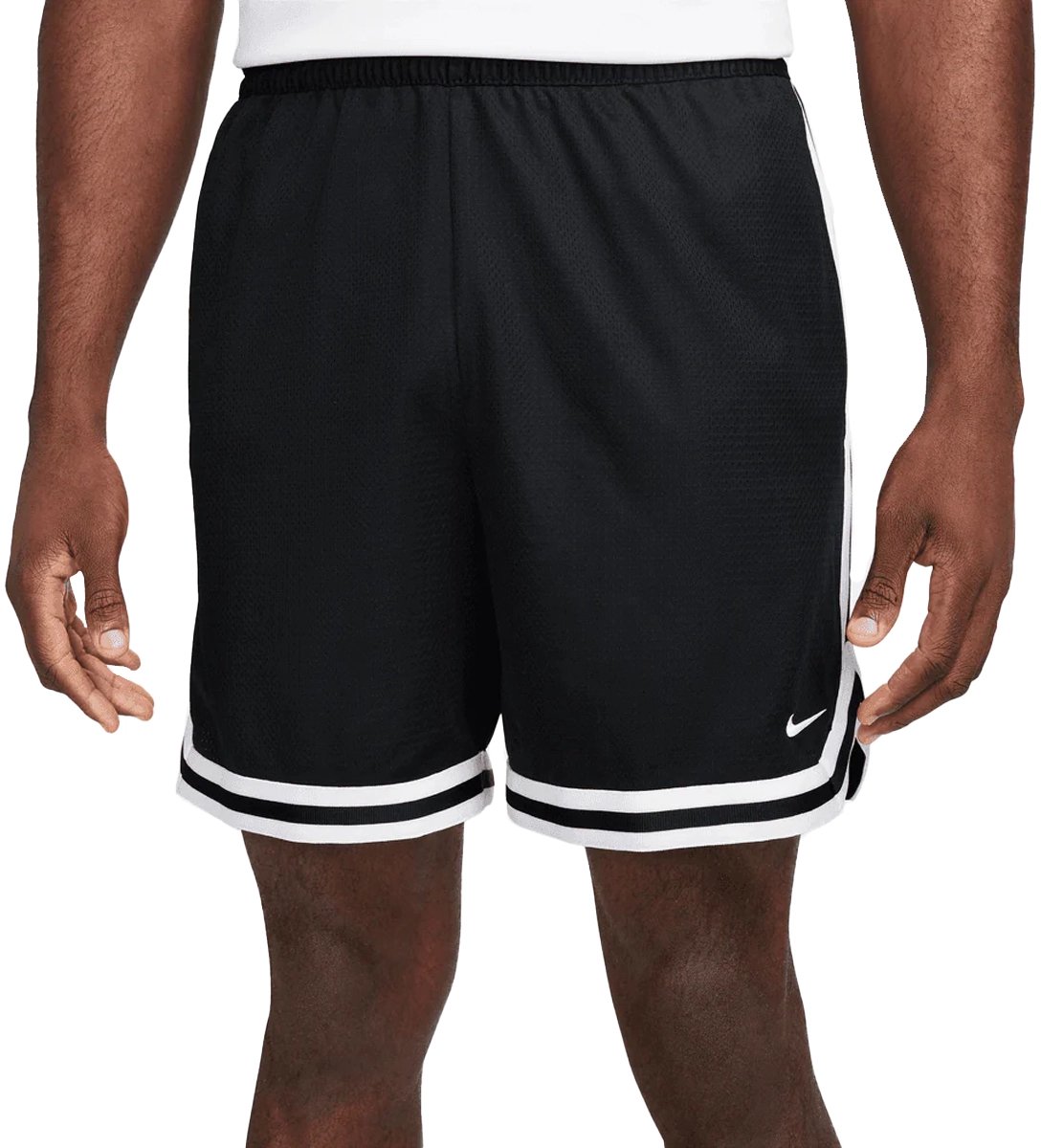 Nike dna dri-fit 6 short in de kleur . Zwart