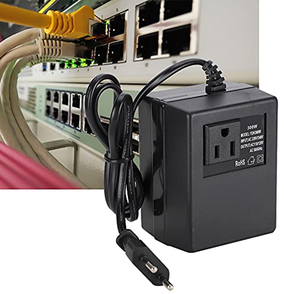 SnelShoppen - Step Down Transformer 240V naar 110V, 300W Spanningsconverter voor Internationaal Reizen, EU Plug Adapter, Ideaal voor Vakantie, Kampere