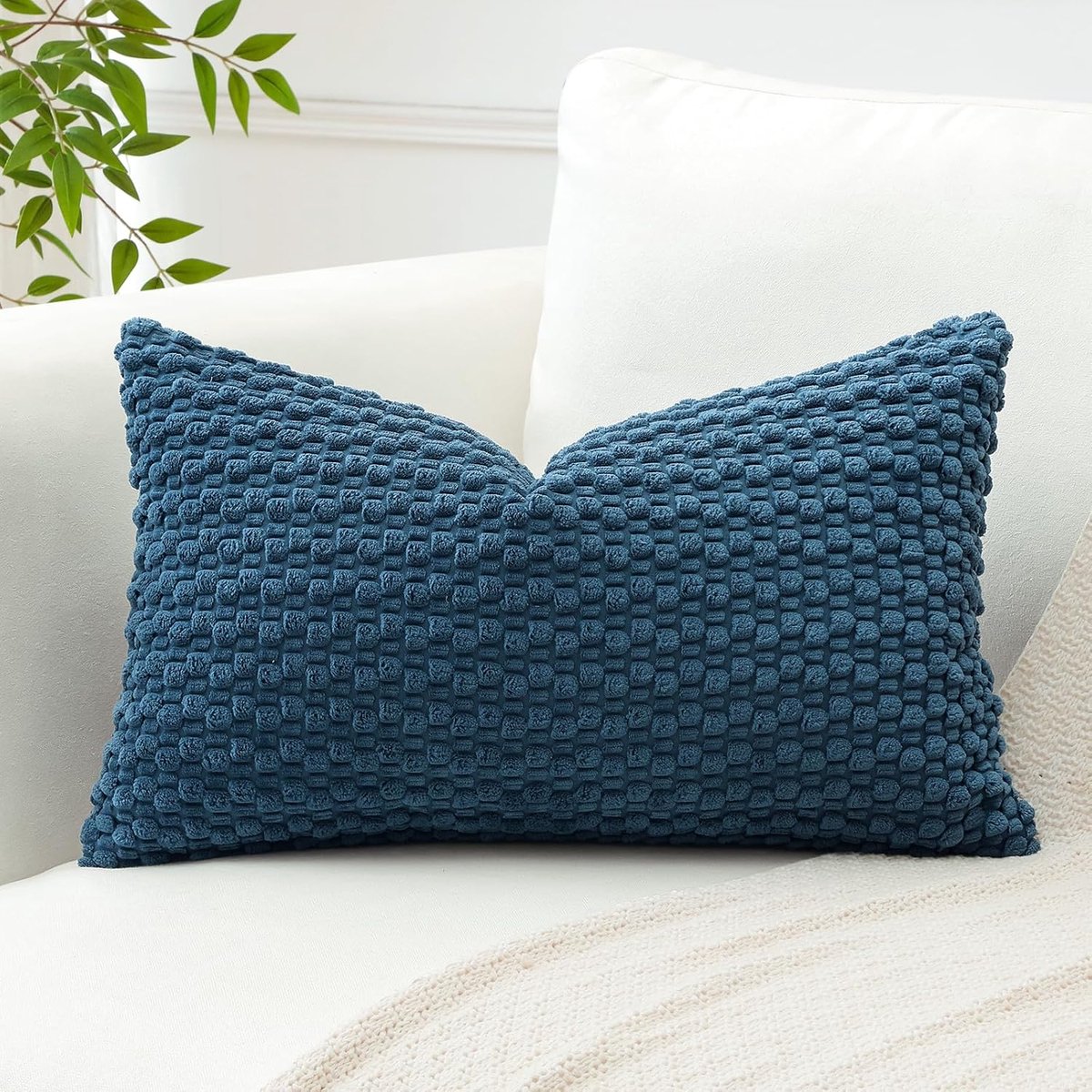 SnelShoppen - Corduroy Kussenhoes met Pompoms 30x50 cm - Super Zacht Boho Gestreept Lumbar Kussen voor Sofa, Bedkamer, Auto - Set van 1 - Blauw