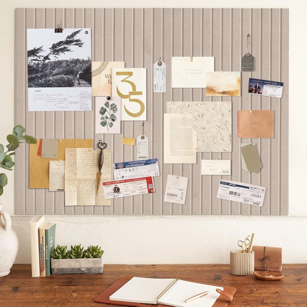 SnelShoppen - Grote Vilt Prikbord, Donker Kamel, Zelfklevend 90 x 60 cm, Modern, 1 cm Dik, Vision Board Set, Foto Wand, Kurkbord, Memo Bord, Vilt Plat