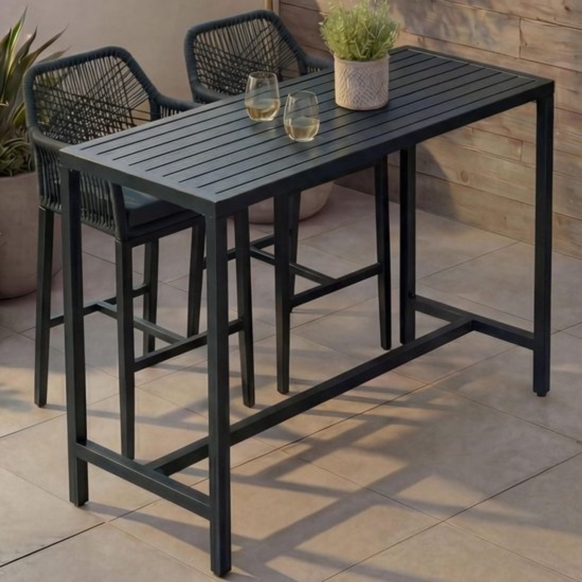 Statafel Buiten - Bartafel Tuin - Terras Ontspanning - Verstelbare Voetdoppen - 105x130x65cm - Groen