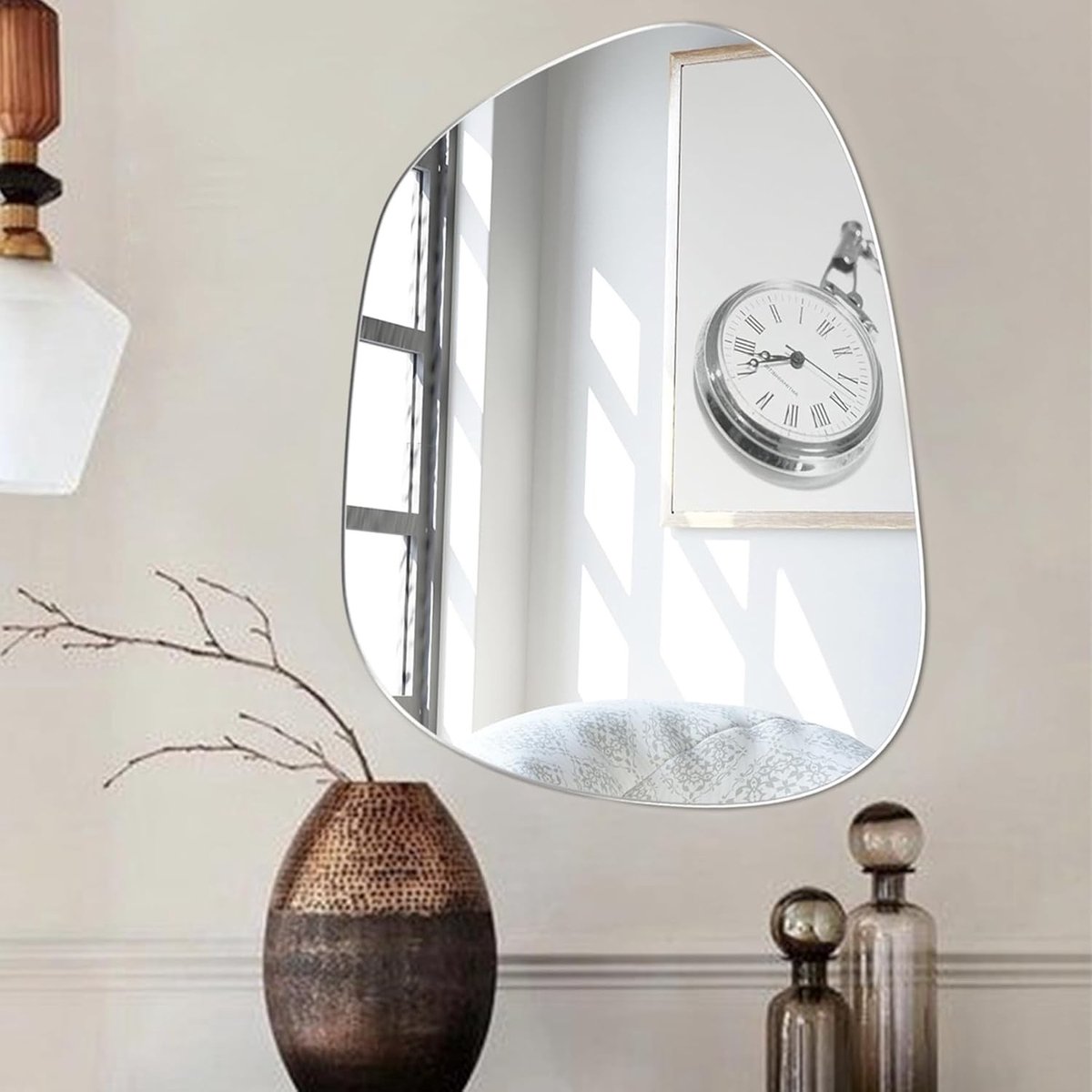 Asymmetrische Spiegel met Zelfklevende Achterkant voor Badkamer, Hal en Slaapkamer - Decoratieve Glazen Wandspiegel (35 x 48 cm) voor Modern Interieur en Ruimtelijke Effecten